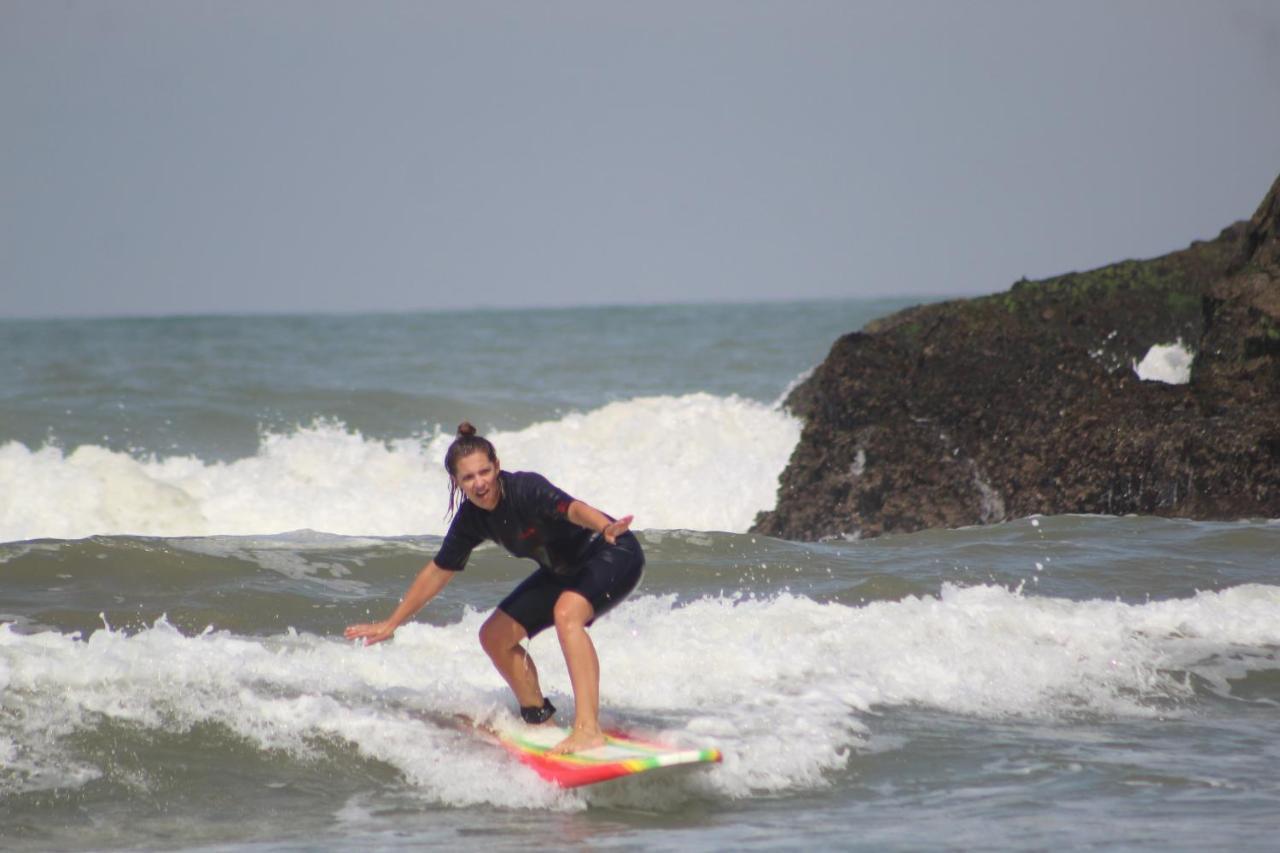 Hostal Puerto Engabao "El Surf Shelter" Eksteriør bilde