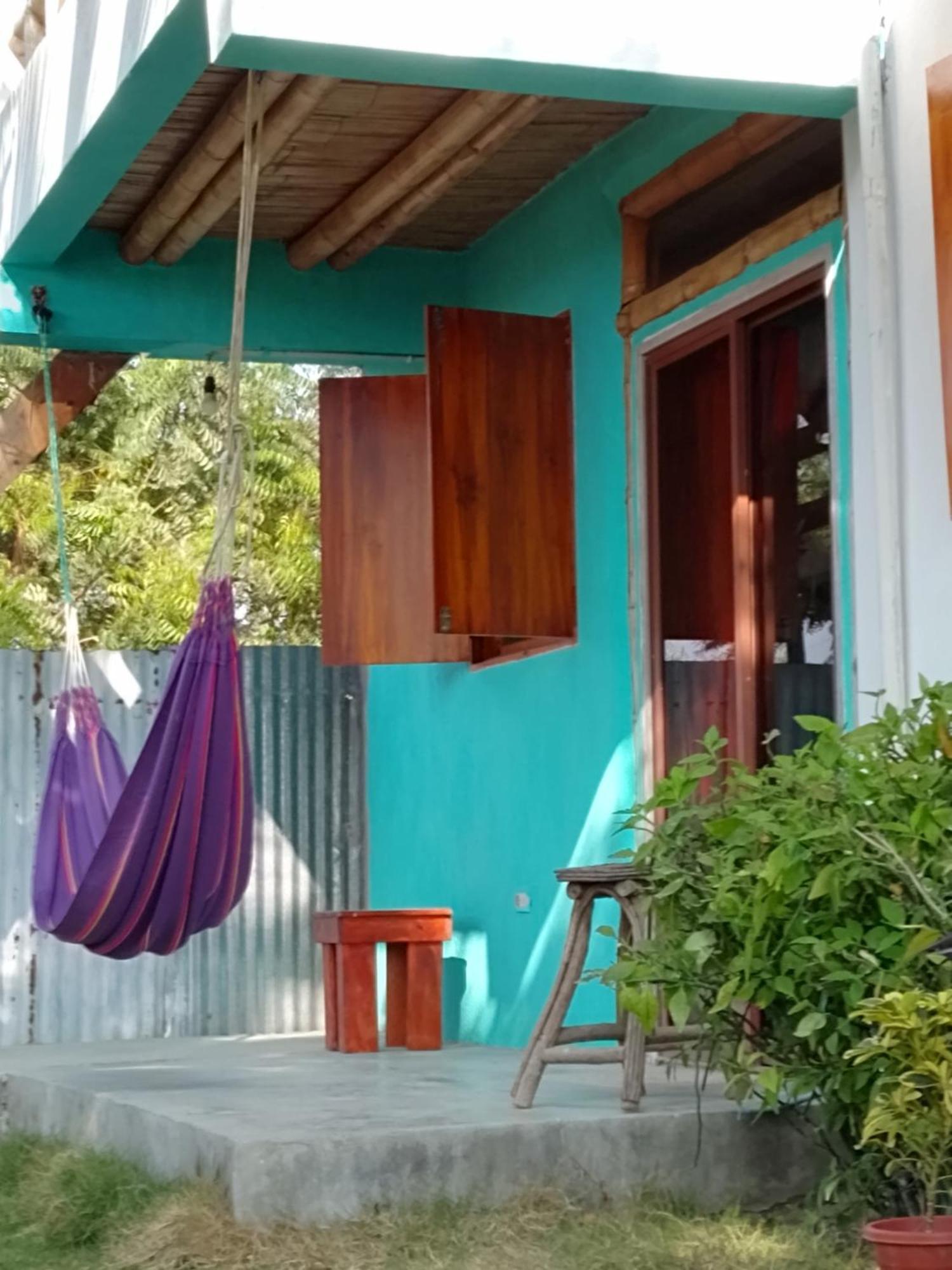 Hostal Puerto Engabao "El Surf Shelter" Rom bilde