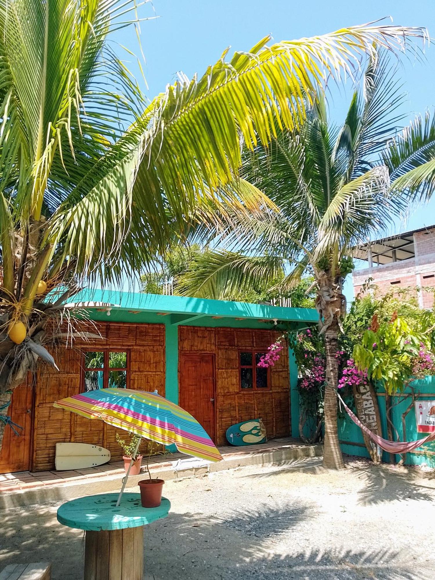 Hostal Puerto Engabao "El Surf Shelter" Rom bilde